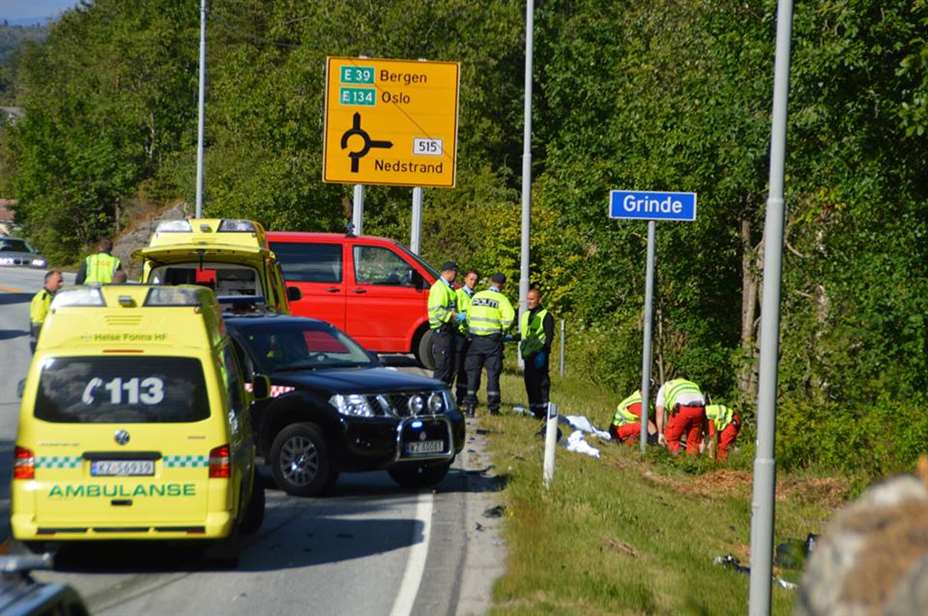 To kvinner omkom i en motorsykkelulykke i Grinde i Tysvær søndag 22. juni 2014. FOTO: Kjell Bua
