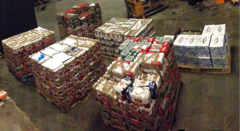 Smugler sprit fitjar