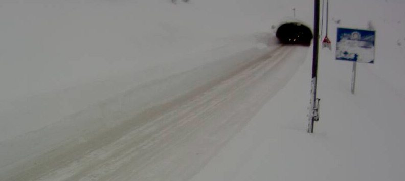 Røldals tunnelen Snø