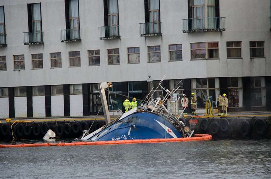 indre kai sank fiskebaat kjell bua