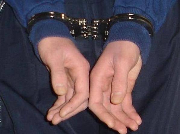 Arrestert, håndjern