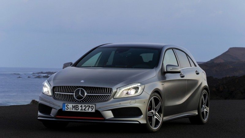 Det er en slik Mercedes Benz Aa-class 2013 modell som er meldt stjålet.