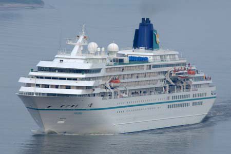 Amadea Cruisbåt