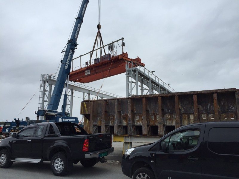 Norscrap Karmøy AS kran på Hydro