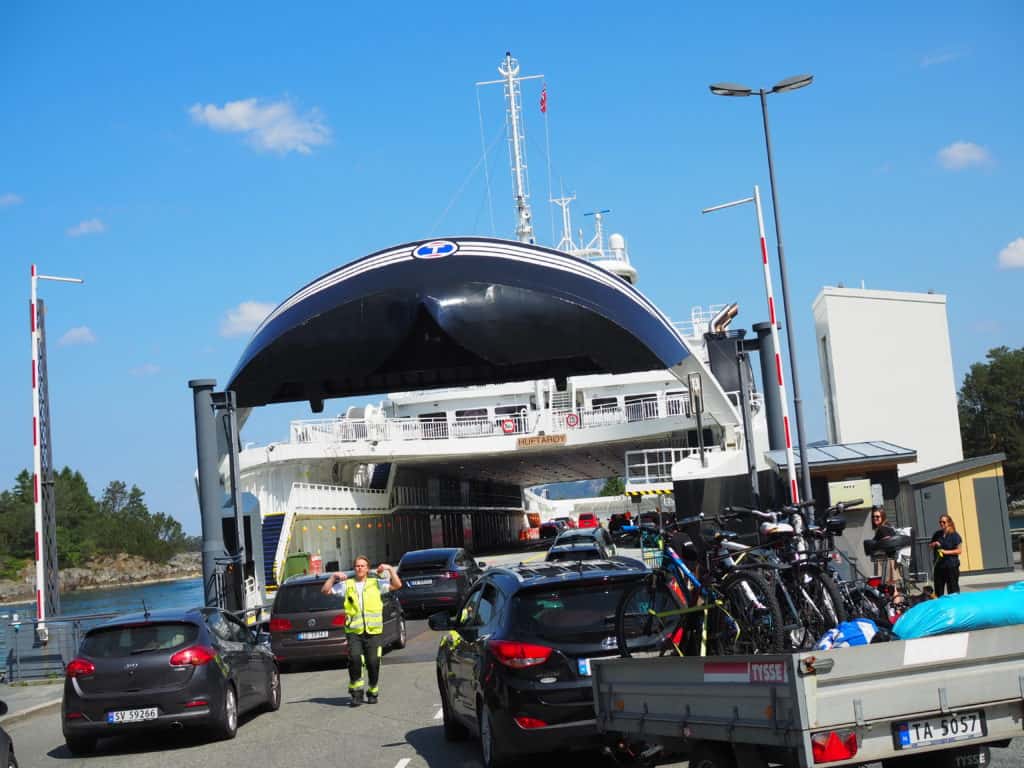 Sandvikvåg Halhjem Torghatten